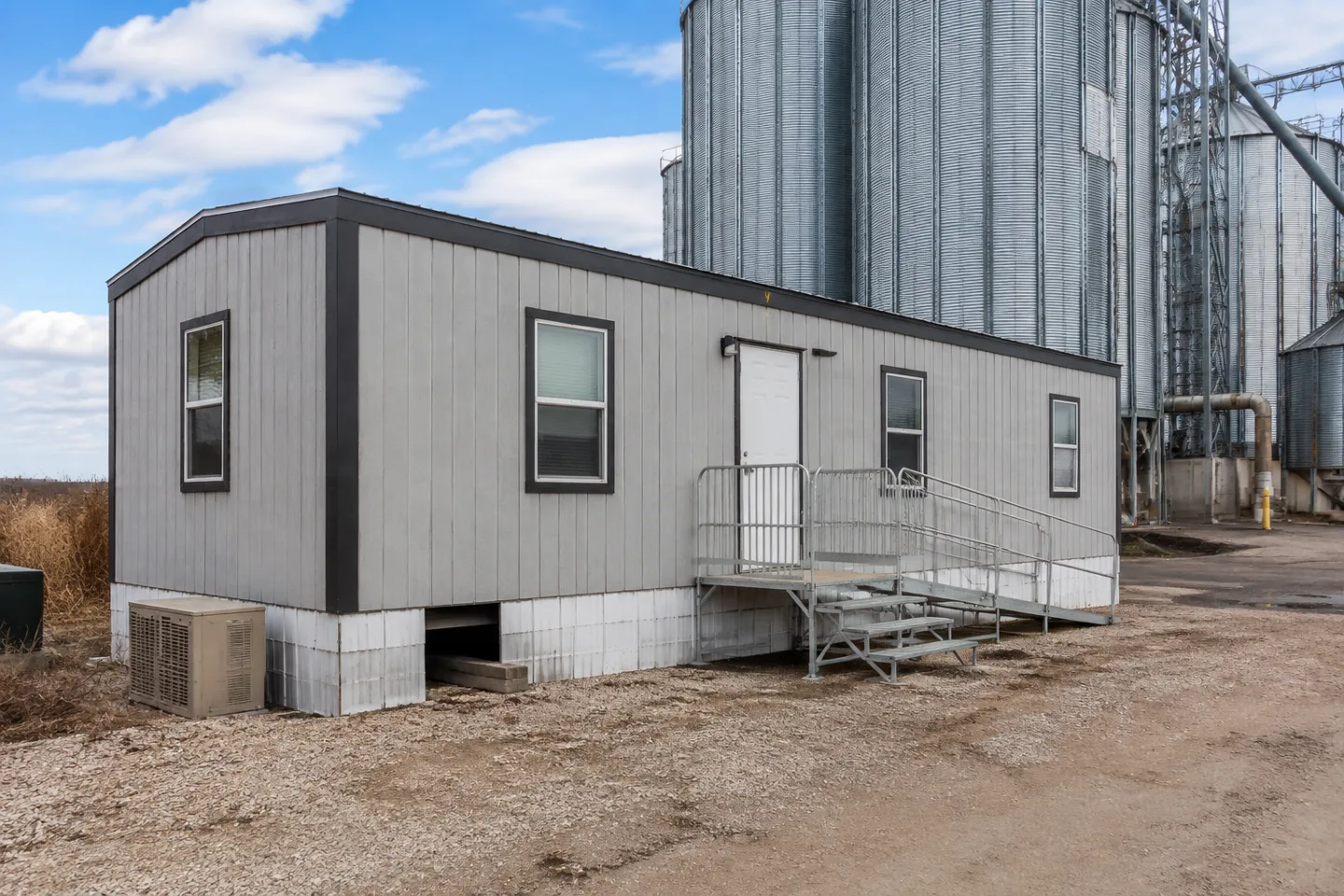 Mobile office or classroom building in a Iowa project setting