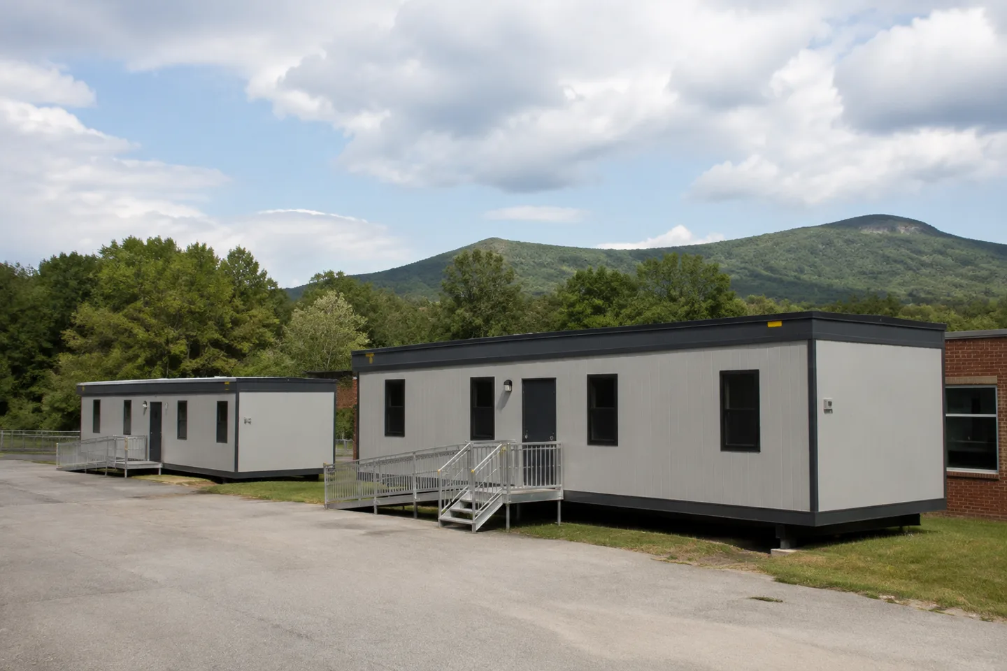 Mobile office or classroom building in a New Hampshire project setting
